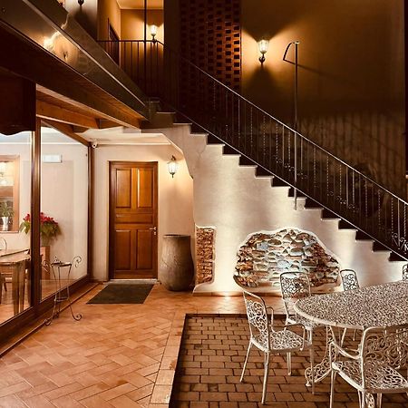 La Locanda Della Staffa Pombia Εξωτερικό φωτογραφία